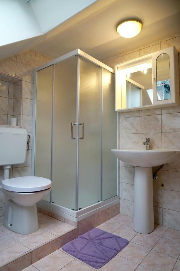 Apartment Apartma Erzen *
